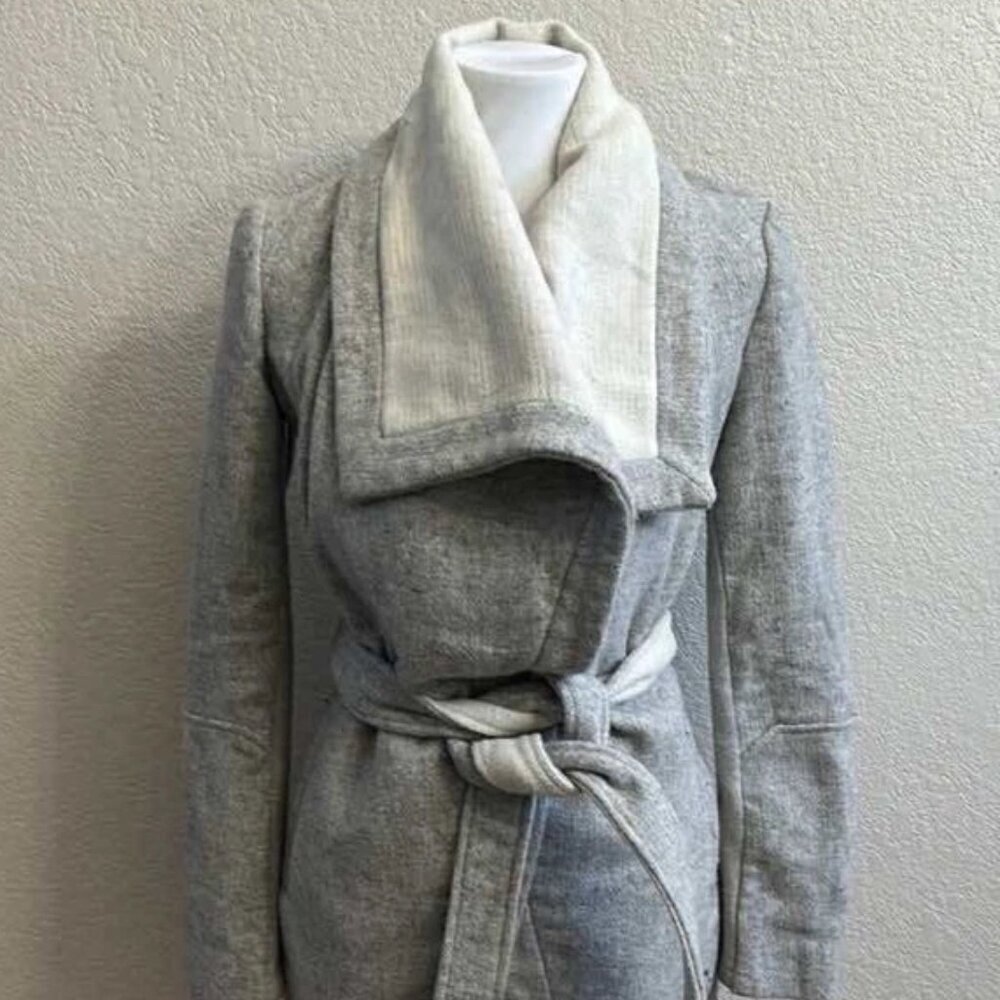 BCBG Generation Gray & Cream Wrap Coat - Small